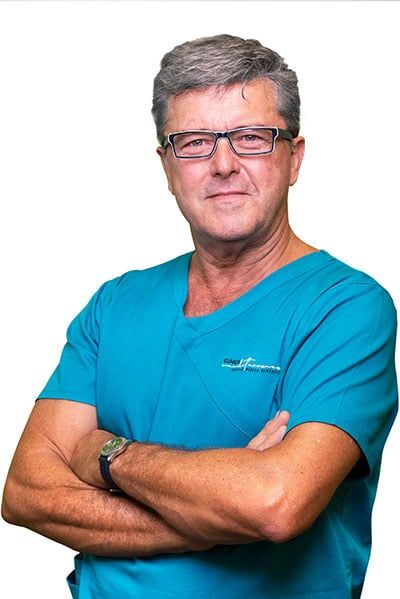 Dr. Alonso Fernández